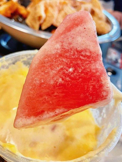 热门大瓜最新最火的瓜,揭秘明星背后的惊人真相！