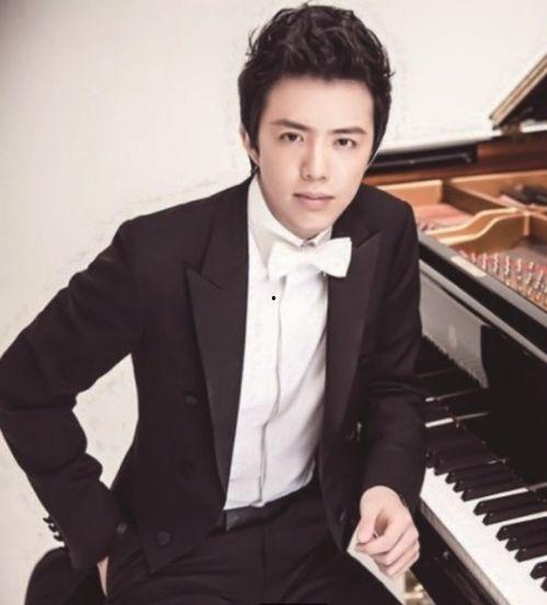 李云迪吃瓜爆料图片大全,图片揭秘娱乐圈幕后真相