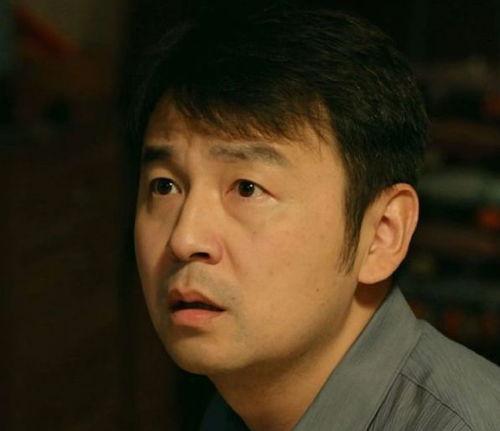 娱乐圈吃瓜专业户是谁,揭秘幕后“瓜王”的真实身份