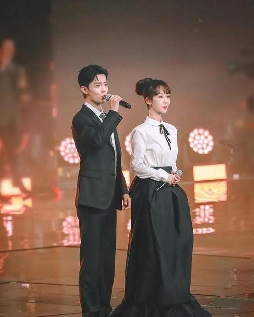 吃瓜爆料博主cp,揭秘吃瓜博主CP背后的甜蜜秘密