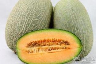 吃哈密瓜会导致黑便吗,哈密瓜摄入与黑便现象的关联探讨